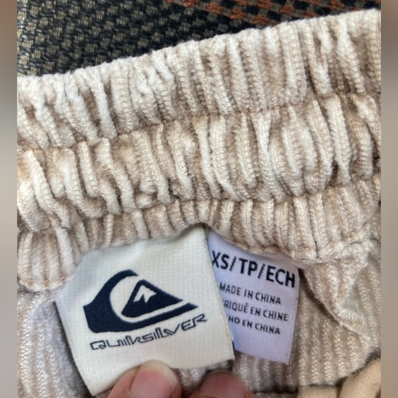 Quiksilver Drawstring Shorts - Picture 5 of 5